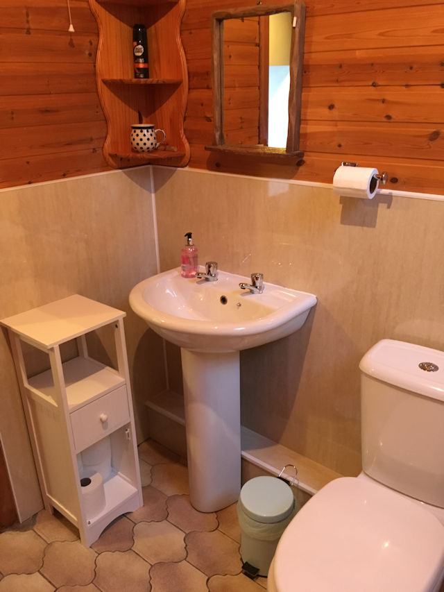 cottage Bathroom